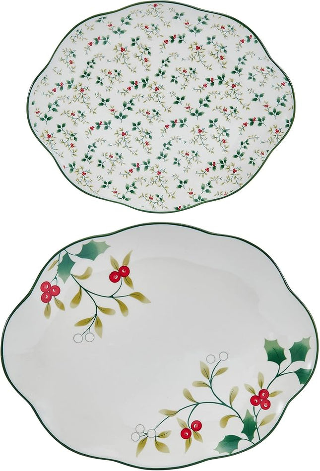 Pfaltzgraff Winterberry Holiday Set of 2 Serving Plates, 10 Inch and 12 Inch, Multicolored